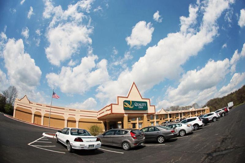 Quality Inn New Kensington Exterior foto